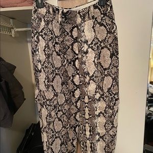 Amazing snakeskin joggers Express